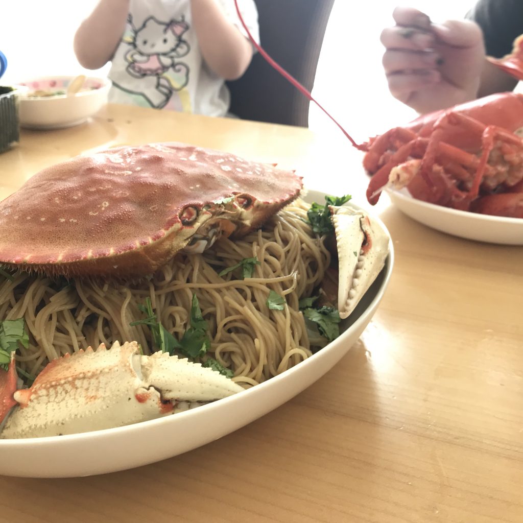 Steamed Live Crab and Garlic Noodles